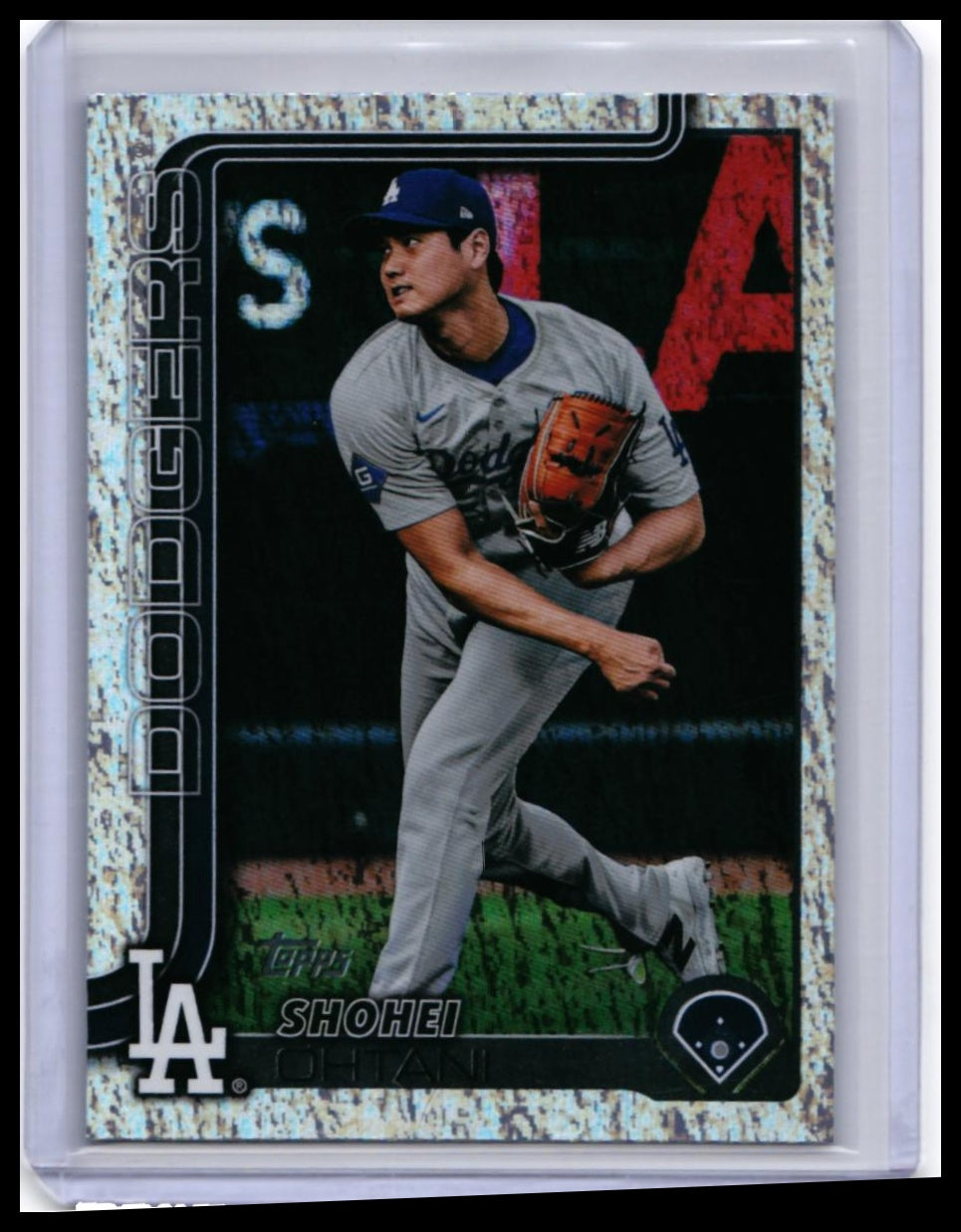 2024 Topps Series 2 Shohei Ohtani #400 Los Angeles Dodgers — front