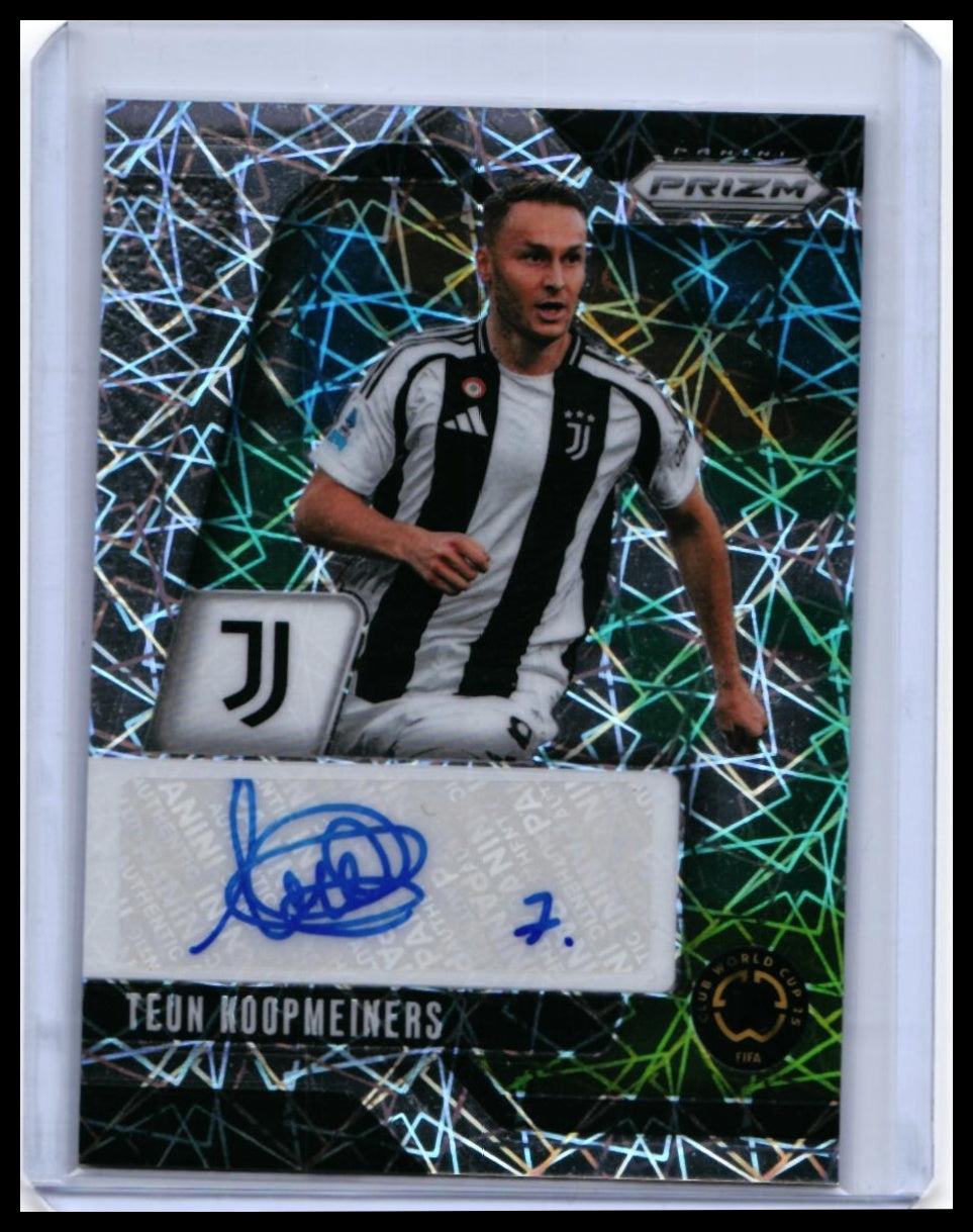 2025 Panini Prizm FIFA Club World Cup Teun Koopmeiners Auto #S-TK Juventus Mojo — front