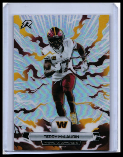 2025 Topps Reign Terry McLaurin #100 Refractor Washington Commanders — front