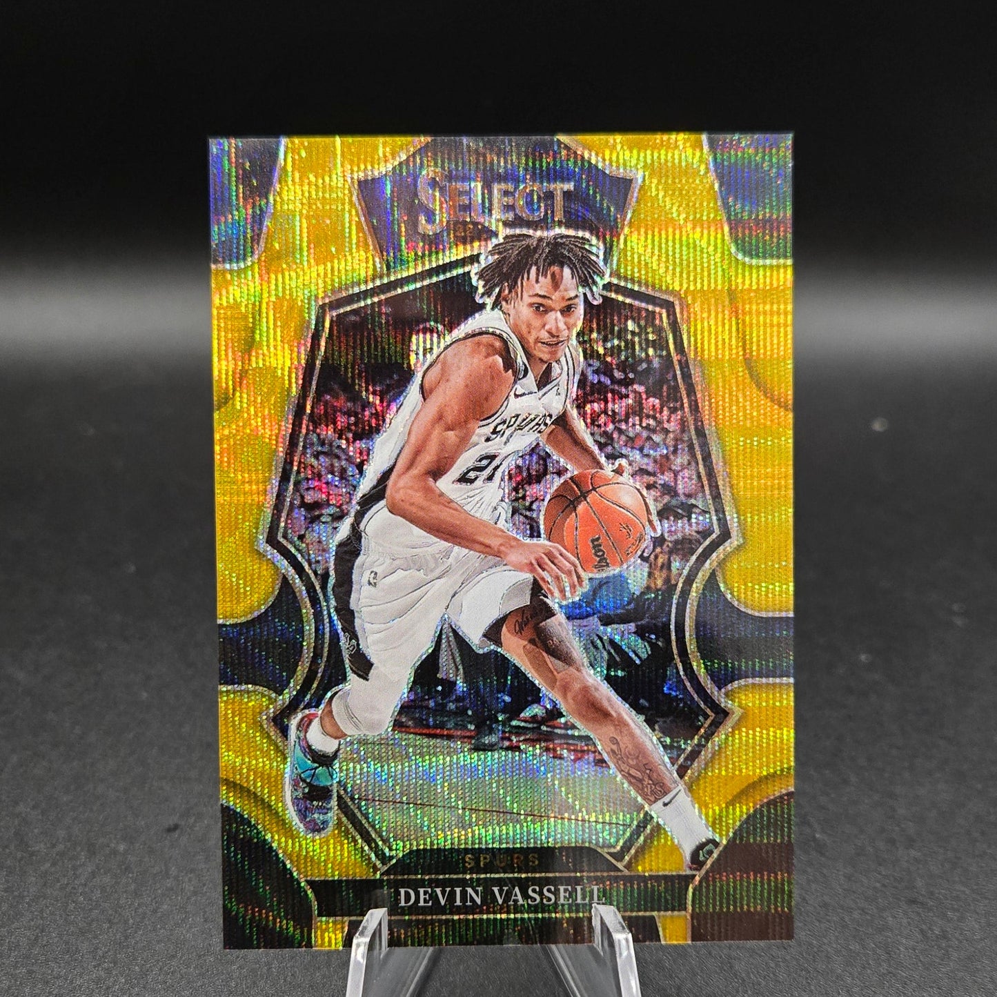 Devin Vassell 2022-23 Panini Select Premier Level Gold Prizm #164 09/10 Spurs NM+